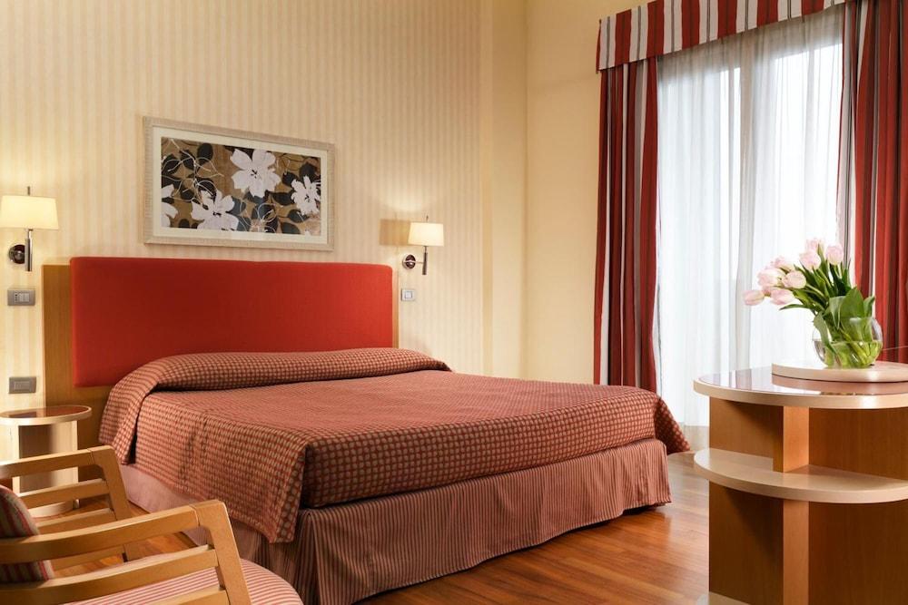 Unaway Hotel & Residence Quark Due Milano Exteriör bild